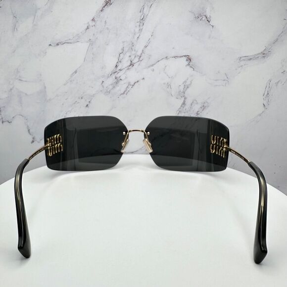 New MIU MIU Sunglasses - Picture 12 of 16
